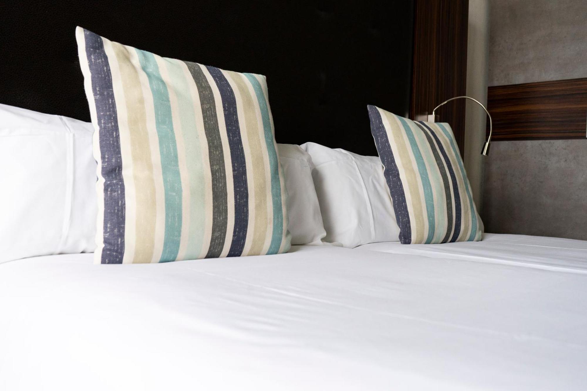 Petit Palace Tamarises Hotel 3*